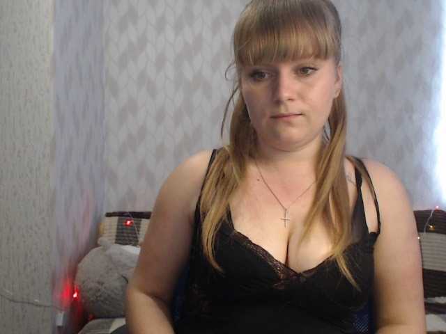 Емитувани слики од екранот Miss-Mira