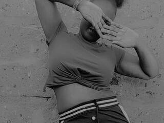 Еротски видео разговор Missbee1