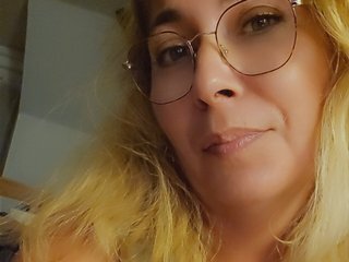 Еротски видео разговор Misscokine666