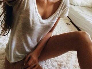 Еротски видео разговор MissHotAssx