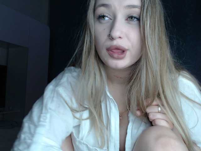 Емитувани слики од екранот misskissdirt1