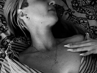 Еротски видео разговор MissLizel