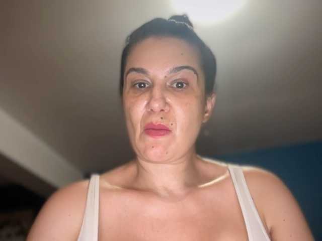 Емитувани слики од екранот MissMariaVasi11