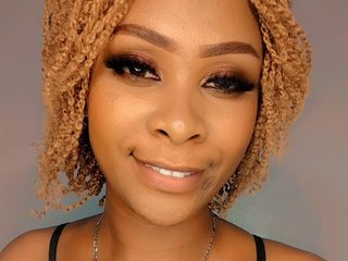 Еротски видео разговор SnackQueen