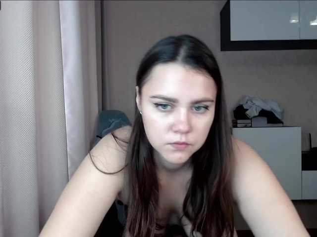 Емитувани слики од екранот Misty-sparkle