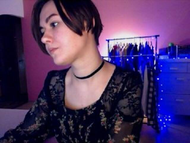 Емитувани слики од екранот mMorvFm