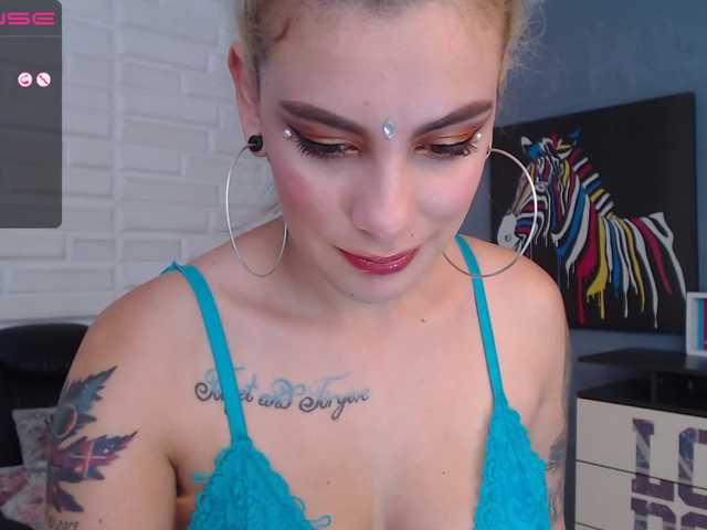 Фотографии MollyReedX ♠ Pin up girl ready to have fun today ♠ ♥♥ Fingering for 120 ♥ Spank my Pussy daddy!!!