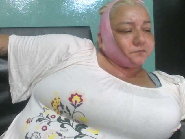 Емитувани слики од екранот monalindagold