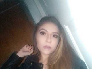 Еротски видео разговор Monaplay