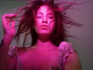 Еротски видео разговор MonicaHoney