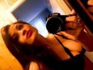 Еротски видео разговор monika911