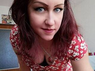 Еротски видео разговор monlauri86