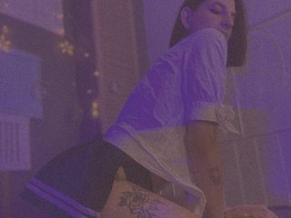 Еротски видео разговор Alice_Moon