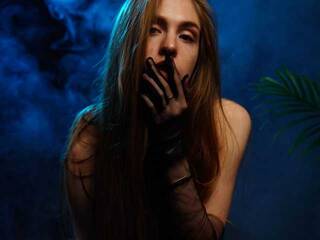 Еротски видео разговор MoonLina