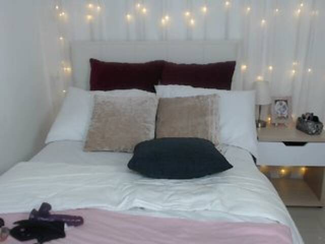 Емитувани слики од екранот morganaevans