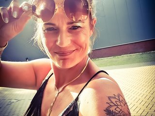 Еротски видео разговор Ashley-Rose