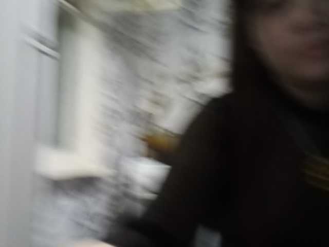 Емитувани слики од екранот kar0linaa666