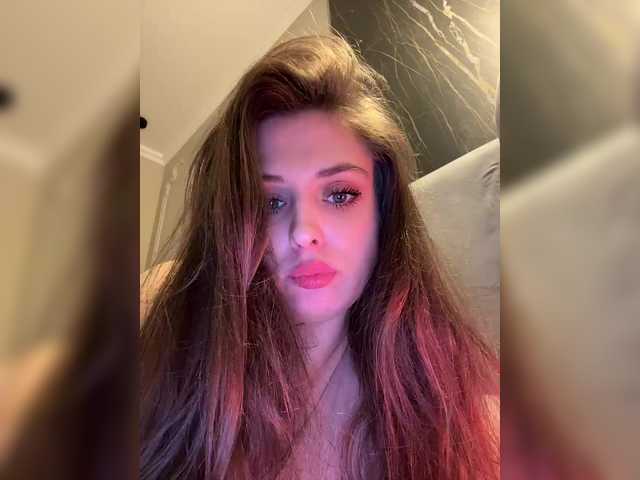 Емитувани слики од екранот MuuuRkaaa