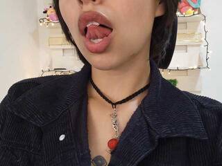 Еротски видео разговор NanaRott01