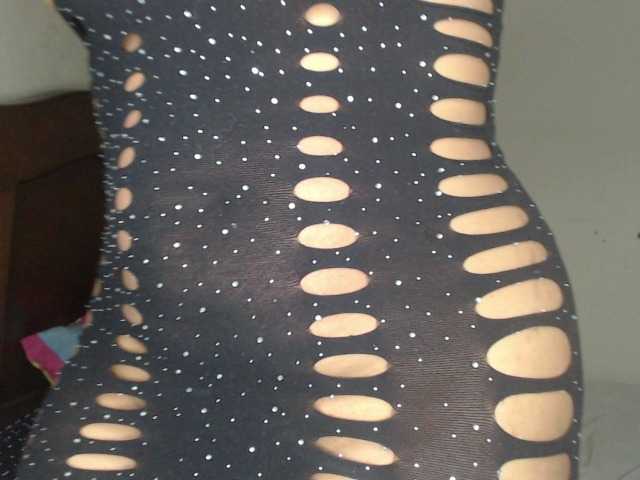 Емитувани слики од екранот naomi-west