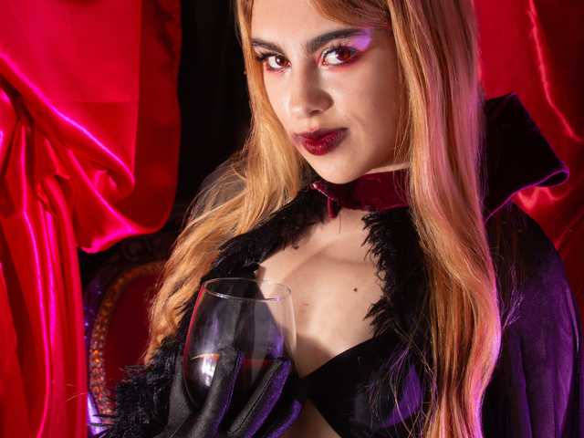 Фотографија на профилот Natasha-Adams