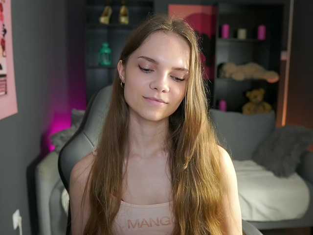 Фотографии NatashaMalko If you want to talk with somebody I'm here to make your day better I'm non nude but if you are brave you can make me naked :) #teen #squirt #anal #dildo #18