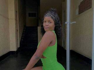 Еротски видео разговор NATURALSEXY01