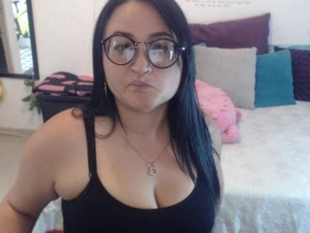 Емитувани слики од екранот naugthy1