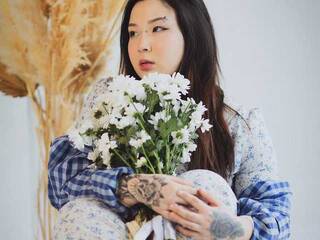 Еротски видео разговор Nefertitti1