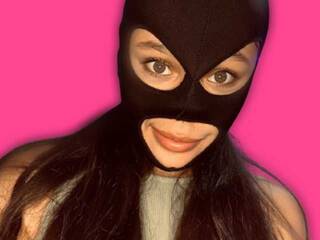 Еротски видео разговор Nickymask