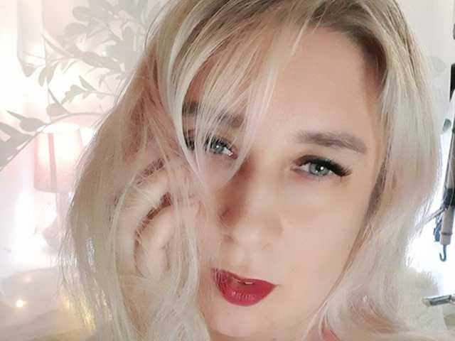 Фотографија на профилот Nicolette69V
