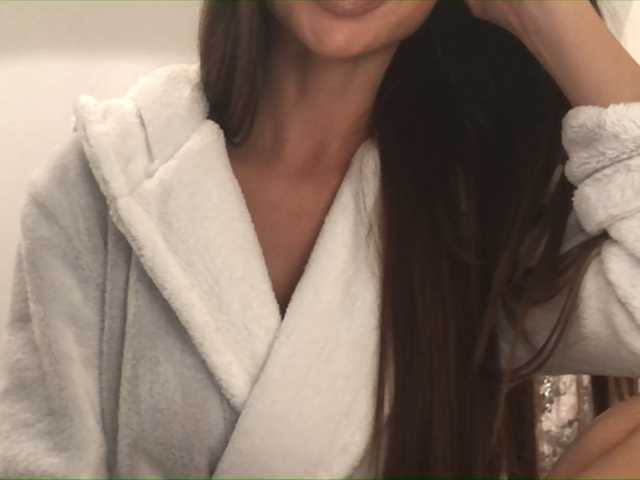 Емитувани слики од екранот nicole21x