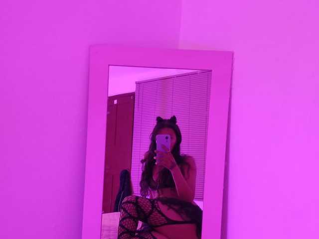 Фотографија на профилот Nicolee03
