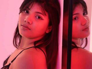 Еротски видео разговор NicoleHills