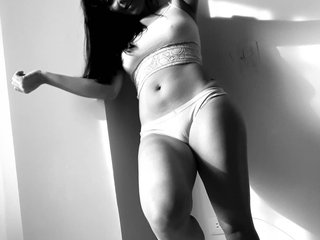 Еротски видео разговор NicoleRomero