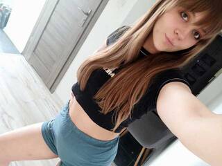 Еротски видео разговор NicollKiss