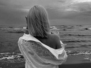 Еротски видео разговор NIKI29000