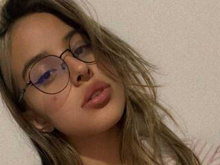 Еротски видео разговор NikolleWinner