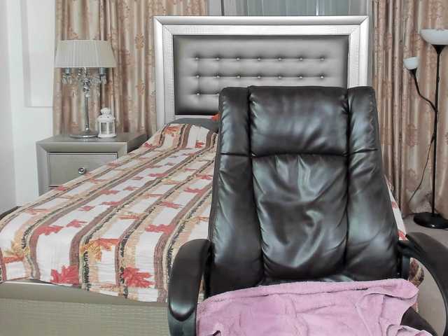 Емитувани слики од екранот Nikyocean