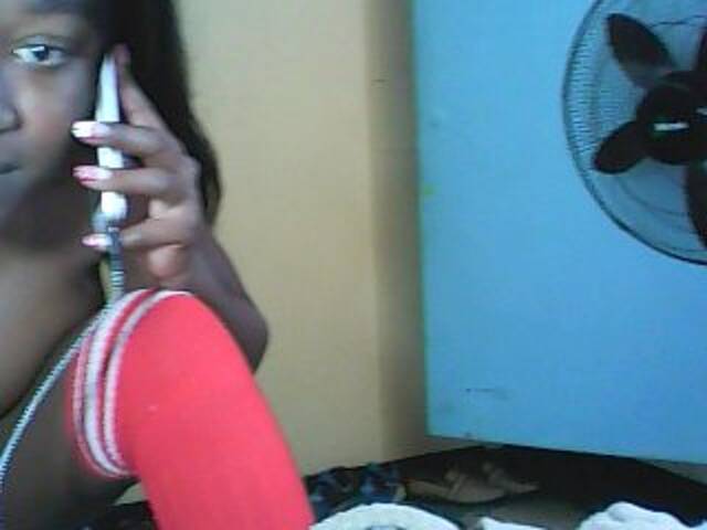 Емитувани слики од екранот NipplePucker