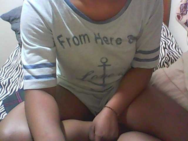 Емитувани слики од екранот Noums