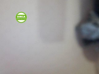 Емитувани слики од екранот -__-_-__-