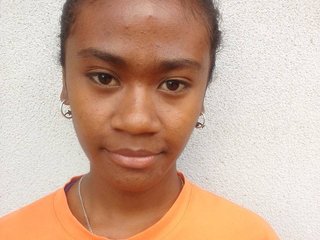 Еротски видео разговор NYRINAH