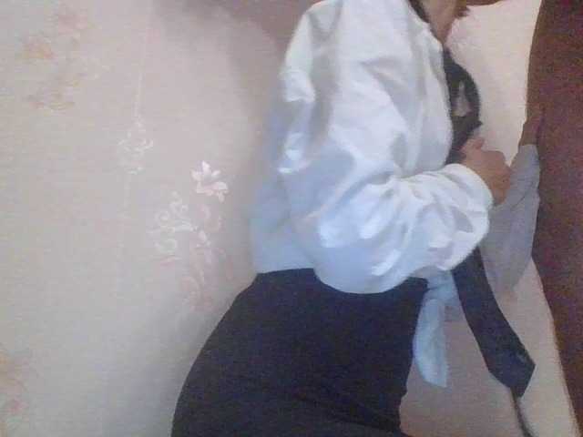 Емитувани слики од екранот Krorsik