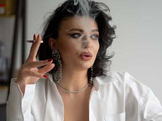 Еротски видео разговор OnlyNicolle