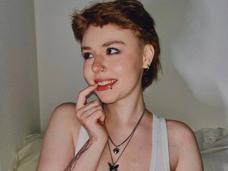 Еротски видео разговор YourLola