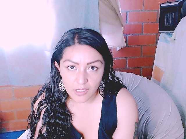 Фотографии Pepiitaa-Pexx you want to talk to me #mature #hairy#latina #squirt#smalltits#deepthroat#chubby#bigpussylips#curvy