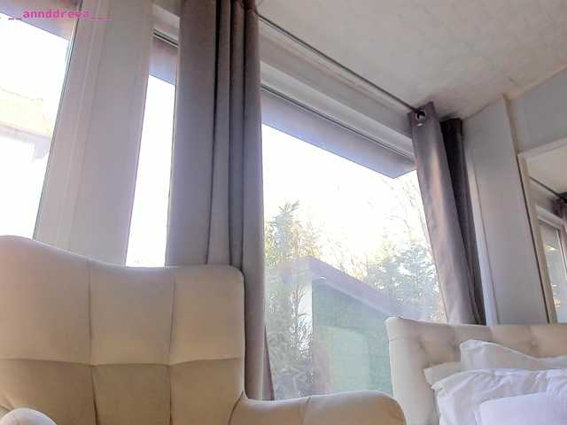 Емитувани слики од екранот PerfectT33n