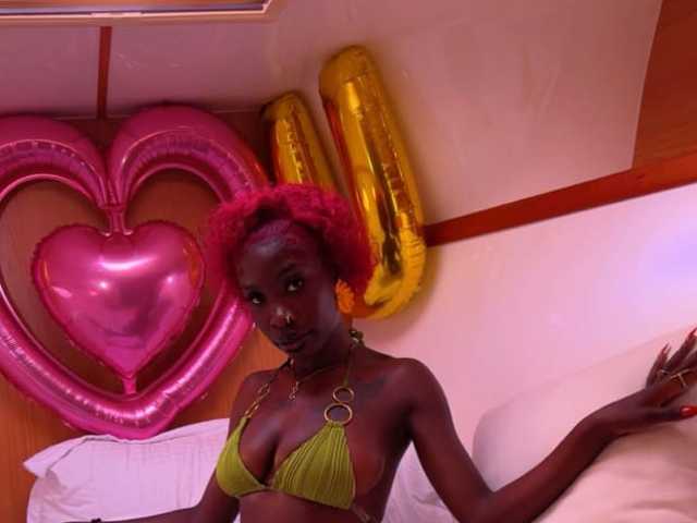 Фотографија на профилот Petitelunar