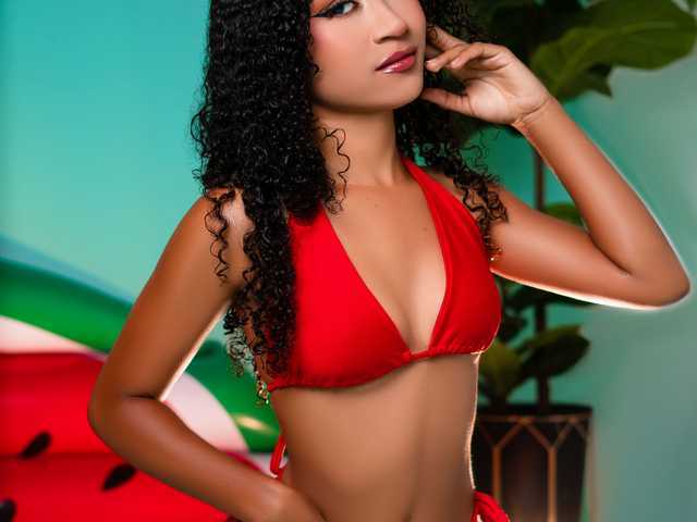 Фотографија на профилот PetiteLuxury